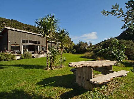 Piha Beachstay Accommodation Ngoại thất bức ảnh